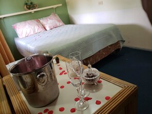 Comfort Apartment | Free WiFi, bed sheets