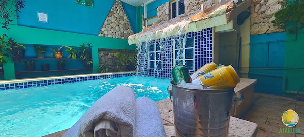 Outdoor pool, sun loungers