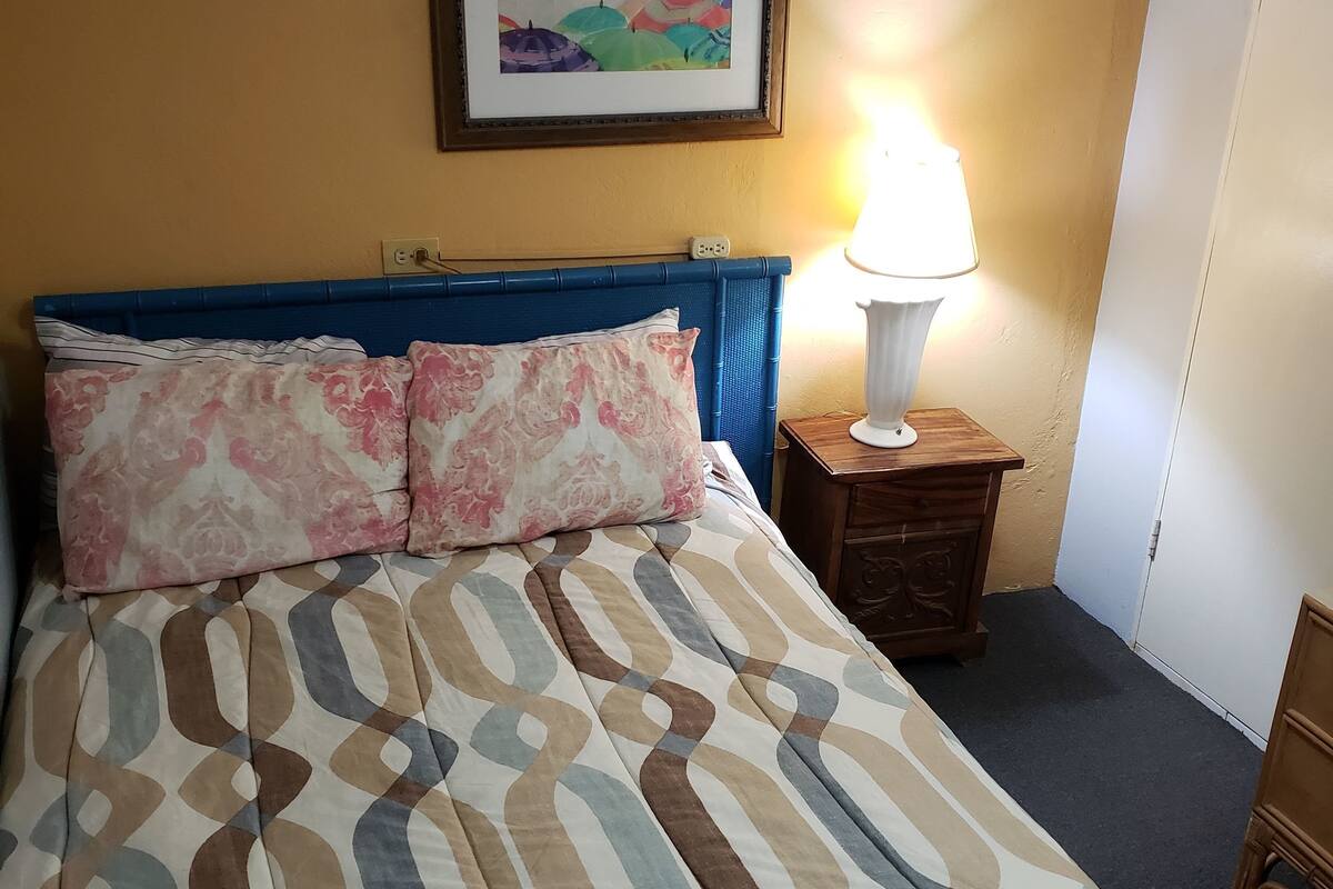 Estúdio conforto | Wi-Fi de cortesia, roupa de cama