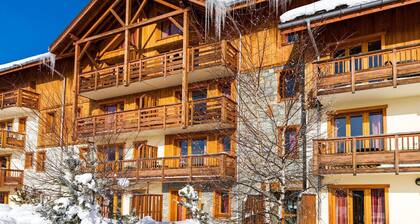 Appartement chaleureux pour 6 prĂšs des pistes! Piscine + Sauna