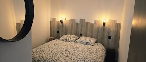 2 Schlafzimmer, Bügeleisen/Bügelbrett, Bettwäsche