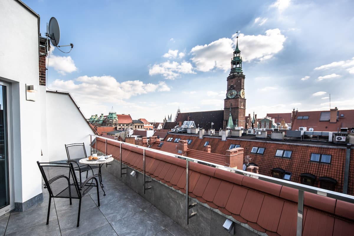 Royal Loft, 2 Bedrooms, Terrace, City View | Terrace/patio