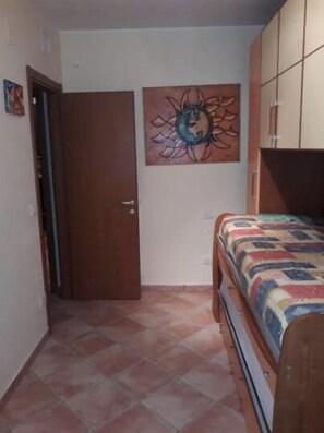 2 camere, ferro/asse da stiro, accesso in sedia a rotelle