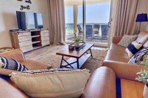 Smart TV, DVD player - “Barefoot Bliss” - Two GulfFront Masters w/balcony (Panama City Beach)