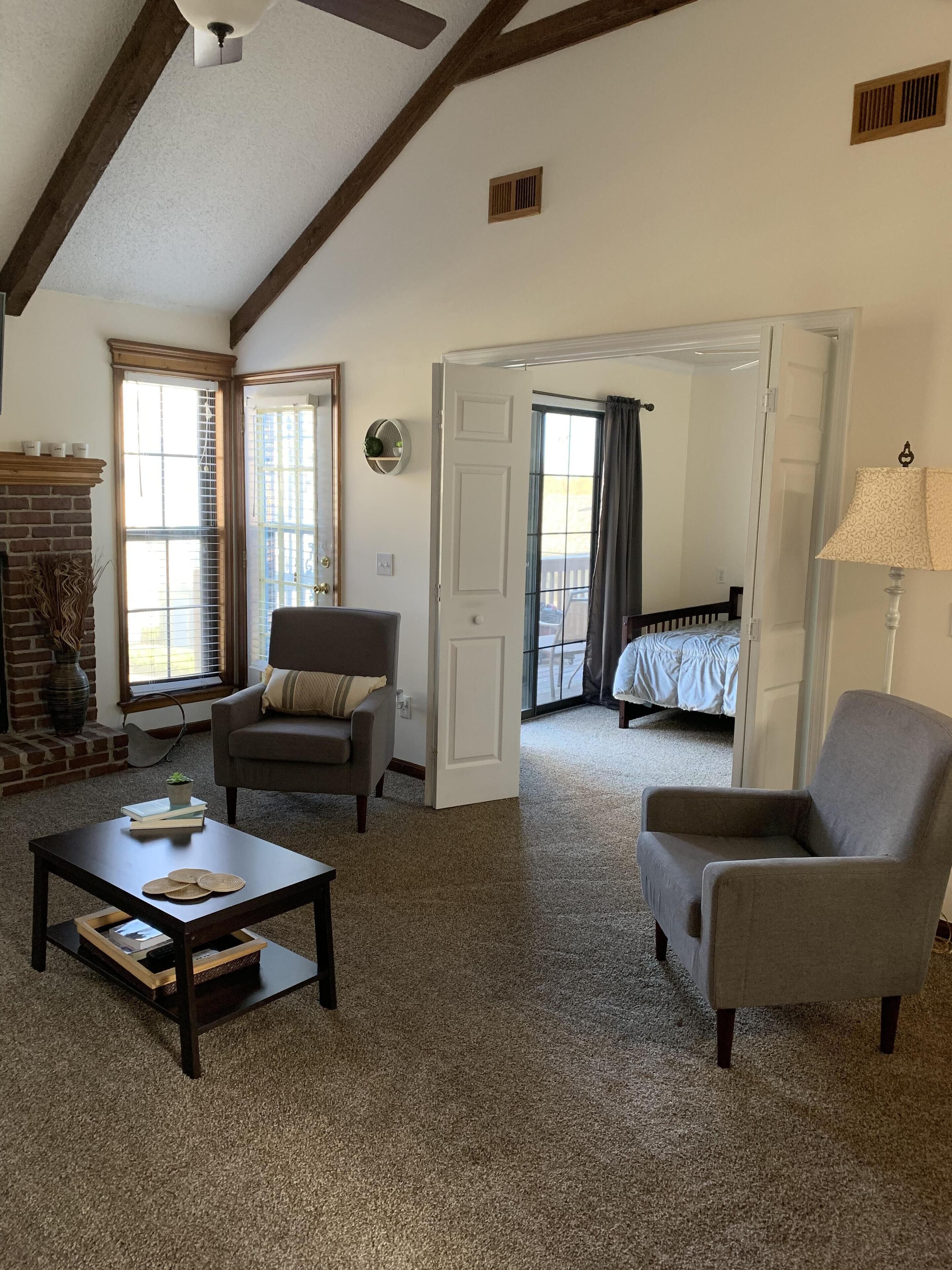 A Cozy Getaway In A Great Location!  Everything You Need For A Relaxing Stay.