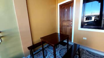 Chambre Simple Premium, vue jardin | Terrasse/Patio