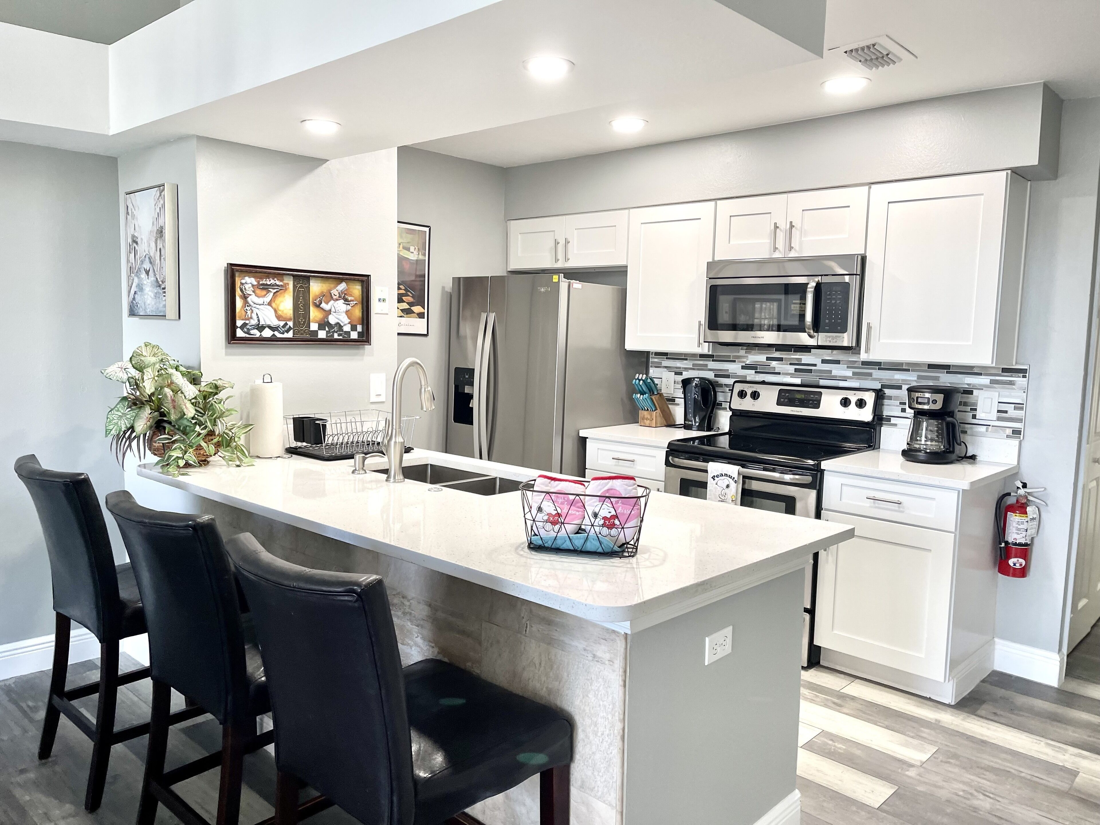 GREAT APARTMENT CLOSE DISNEY