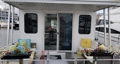 Charlestown Houseboat Marche pour les attractions Soyez secoué pour dormir