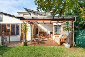 Family House, 4 Bedrooms | Garden