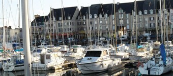 Bella casa a Plourivo con cucina