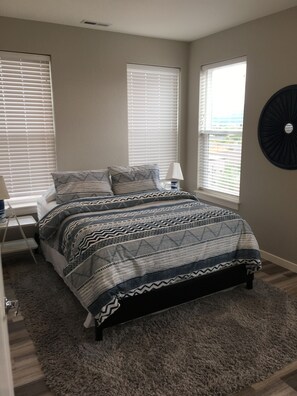 2 bedrooms, iron/ironing board, travel crib, free WiFi