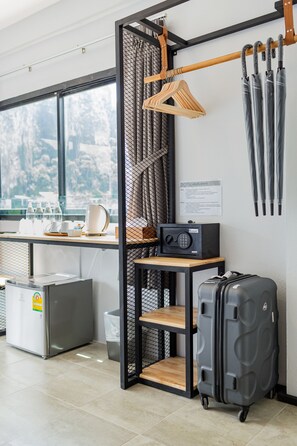 Deluxe Quadruple Room, Mountain View