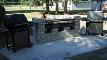 Cabin, 2 Bedrooms | Property grounds