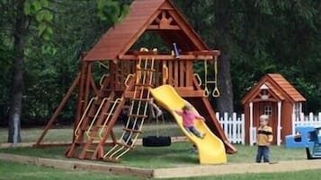 Cabin, 2 phòng ngủ | Khu vực dành cho trẻ em