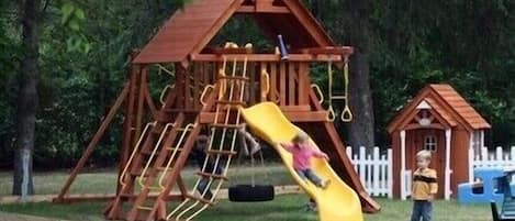 Cabin, 1 Bedroom | Children's area