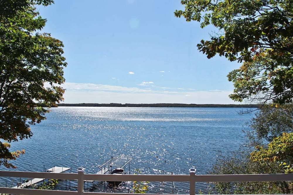 #2 - M Den 2 Bedroom Cabin by RedAwning - Point Nipigon, MI