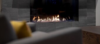 โรงแรมรันนิ่ง เอช โฮเทล แอนด์ คาสิโน เทรดมาร์กคอลเลกชั่น บายวินด์แฮม