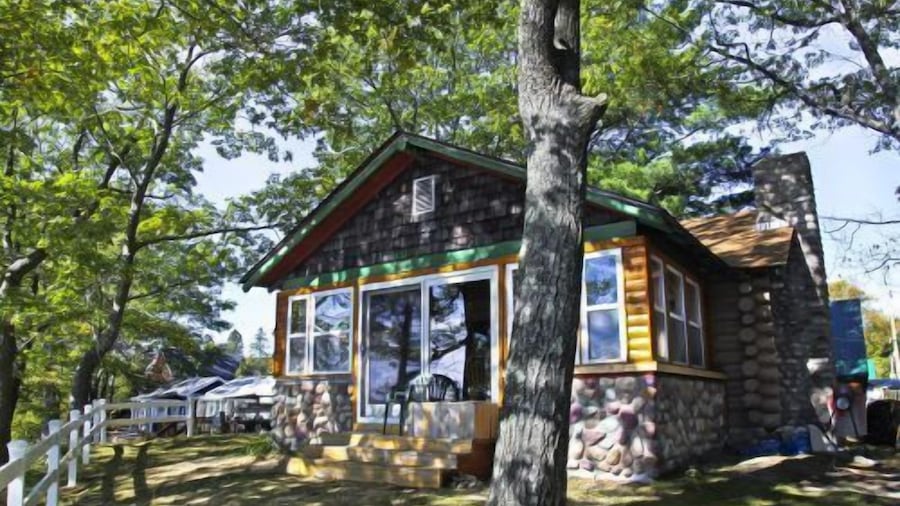 Main - Starry Nights 2 Bedroom Cabin by RedAwning