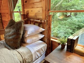 2 室のベッドルーム、アイロン / アイロン台、WiFi、ベッドシーツ