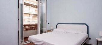 M220 - Marcelli, villa with porch 100m from the sea