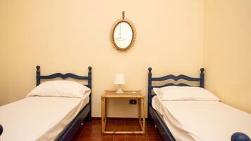 2 bedrooms, bed sheets