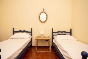 2 makuuhuonetta, vuodevaatteet