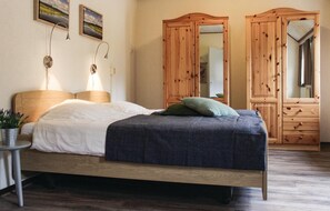 3 habitaciones, cuna de viaje, wifi gratis y ropa de cama
