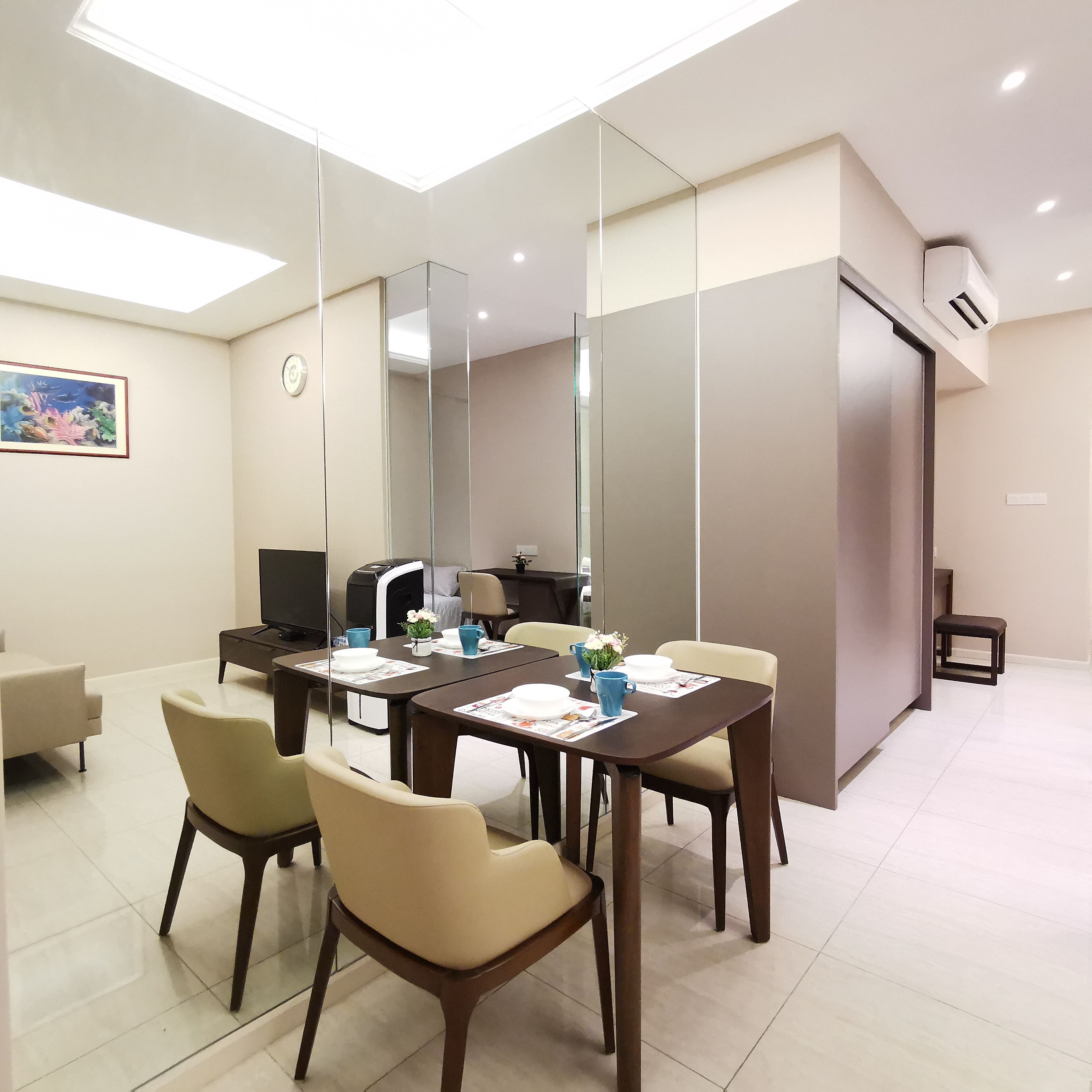 Luxury Suite | Dapur peribadi | Peti sejuk/penyejuk beku saiz penuh, ketuhar gelombang mikro, dapur 