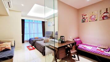 2 bedrooms, desk, blackout curtains, soundproofing