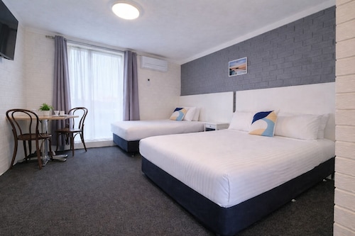 Busselton Motel