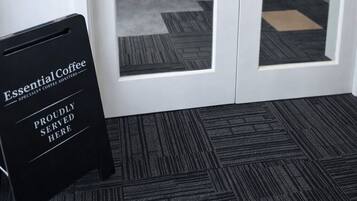 Dagelijks continentaal ontbijt inbegrepen