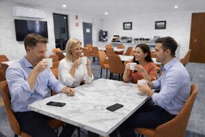 Restaurant - Busselton Motel (West Busselton)