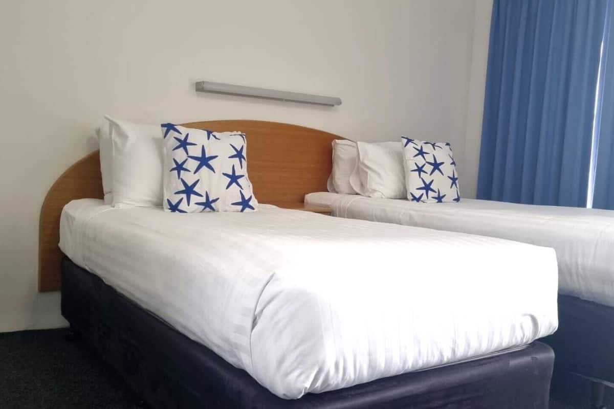 Economy Twin Room