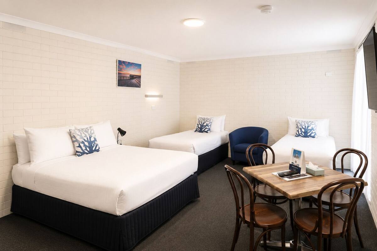 Family Room | WiFi (free), bed sheets