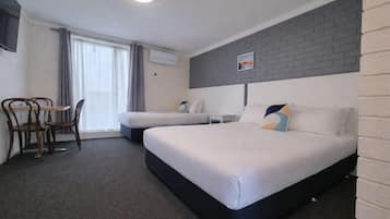 Economy Twin Room | Free WiFi, bed sheets