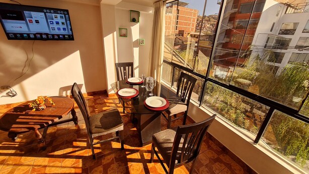 2 bedrooms, desk, laptop workspace, blackout curtains - Apartment Inti (Cusco)