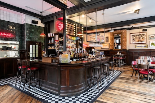 Publove The Rose & Crown