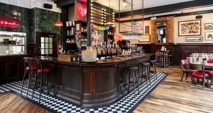 Publove The Rose & Crown