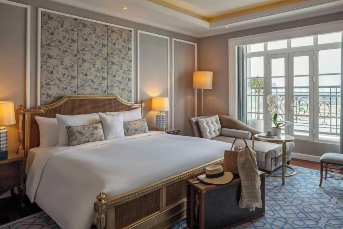 Premium bedding, memory-foam beds, minibar, in-room safe