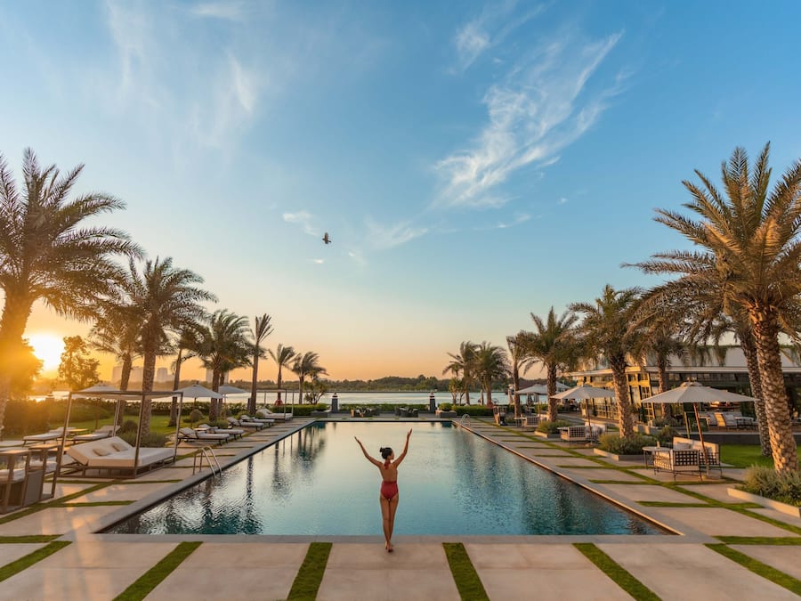 2 piscinas al aire libre