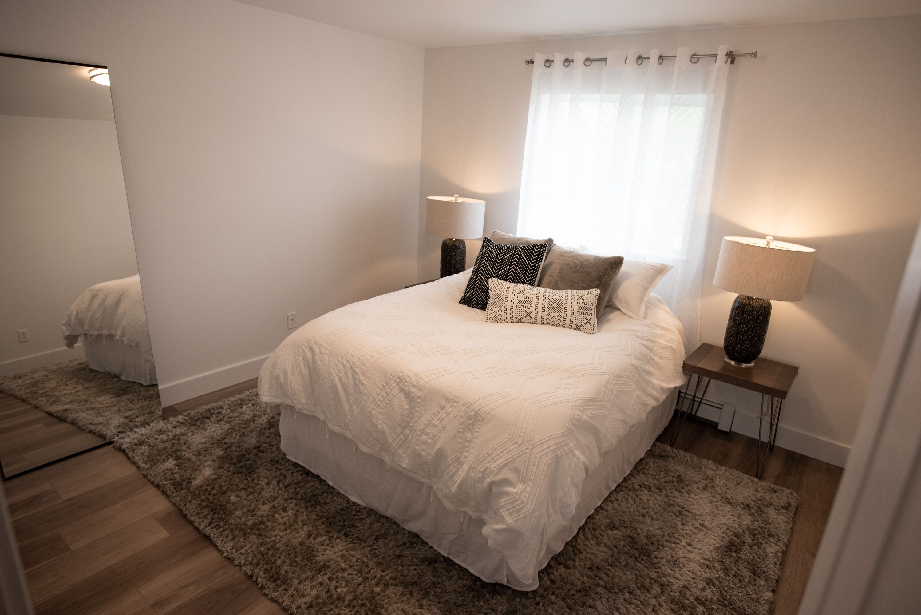 2 chambres, fer et planche à repasser, Wi-Fi, draps fournis