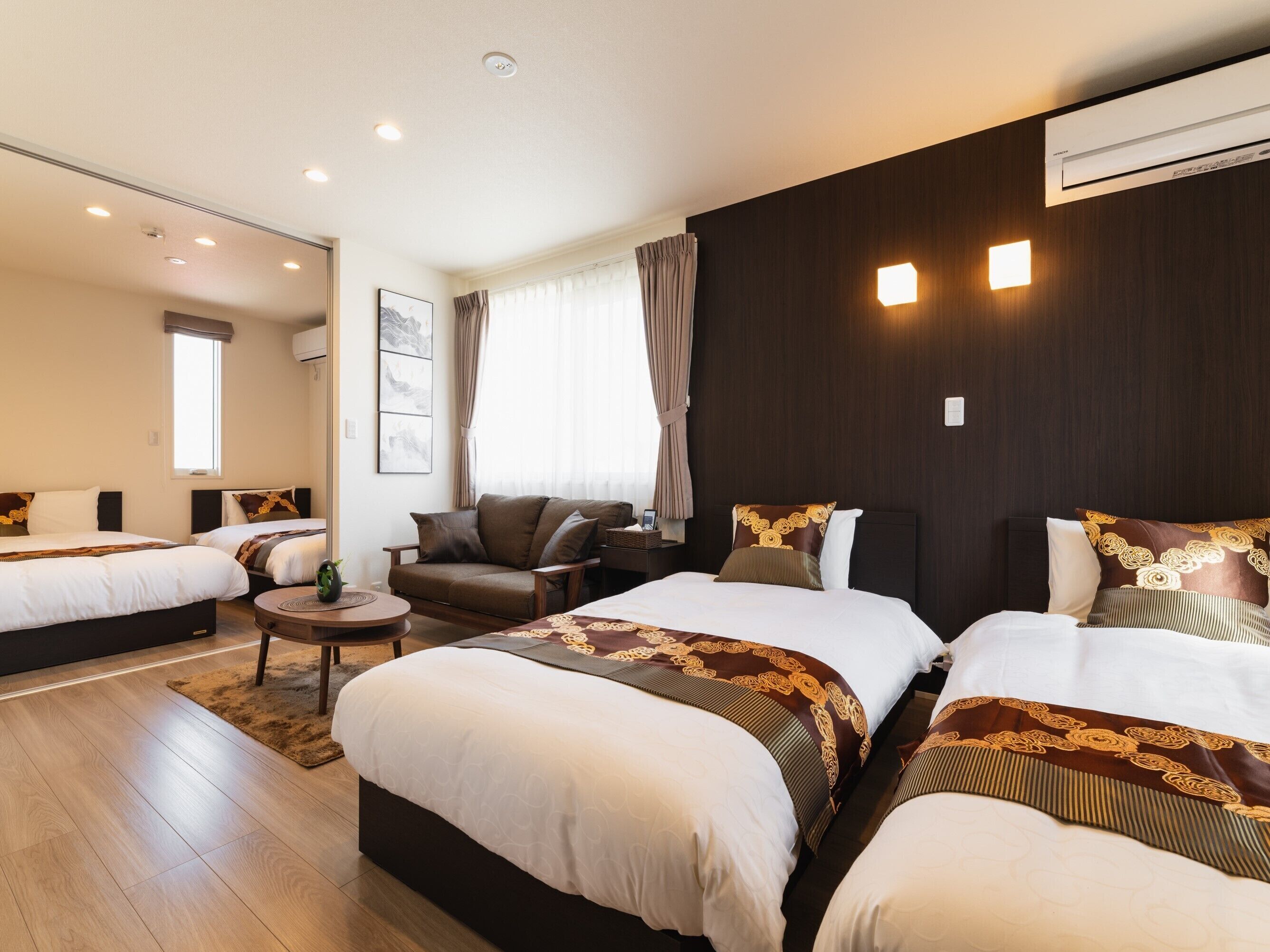 Individually decorated, free WiFi, bed sheets