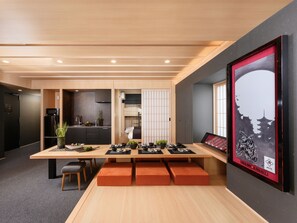 In-room safe, iron/ironing board, free WiFi, bed sheets - MIMARU Tokyo Ueno Okachimachi (Tokyo)