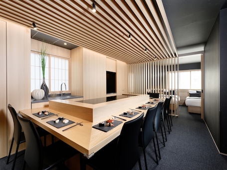 Apartamento premium (Family) | Área de estar | TV de tela plana. MIMARU Tokyo Ueno Okachimachi