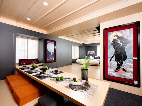 Ninja Room | Living area | Flat-screen TV. MIMARU Tokyo Ueno Okachimachi