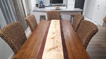 Maison Supérieure, 3 chambres, cuisine | Salle à manger