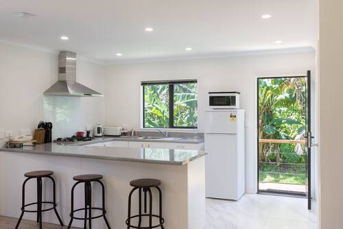 Casa Superior, 3 camere da letto, cucina | Cucina privata | Frigorifero con congelatore, microonde, forno, piano cottura