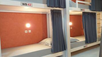 Kamar Keluarga, 1 kamar tidur, Bebas Asap Rokok (4 Bunk Beds) | Wi-Fi gratis dan seprai linen