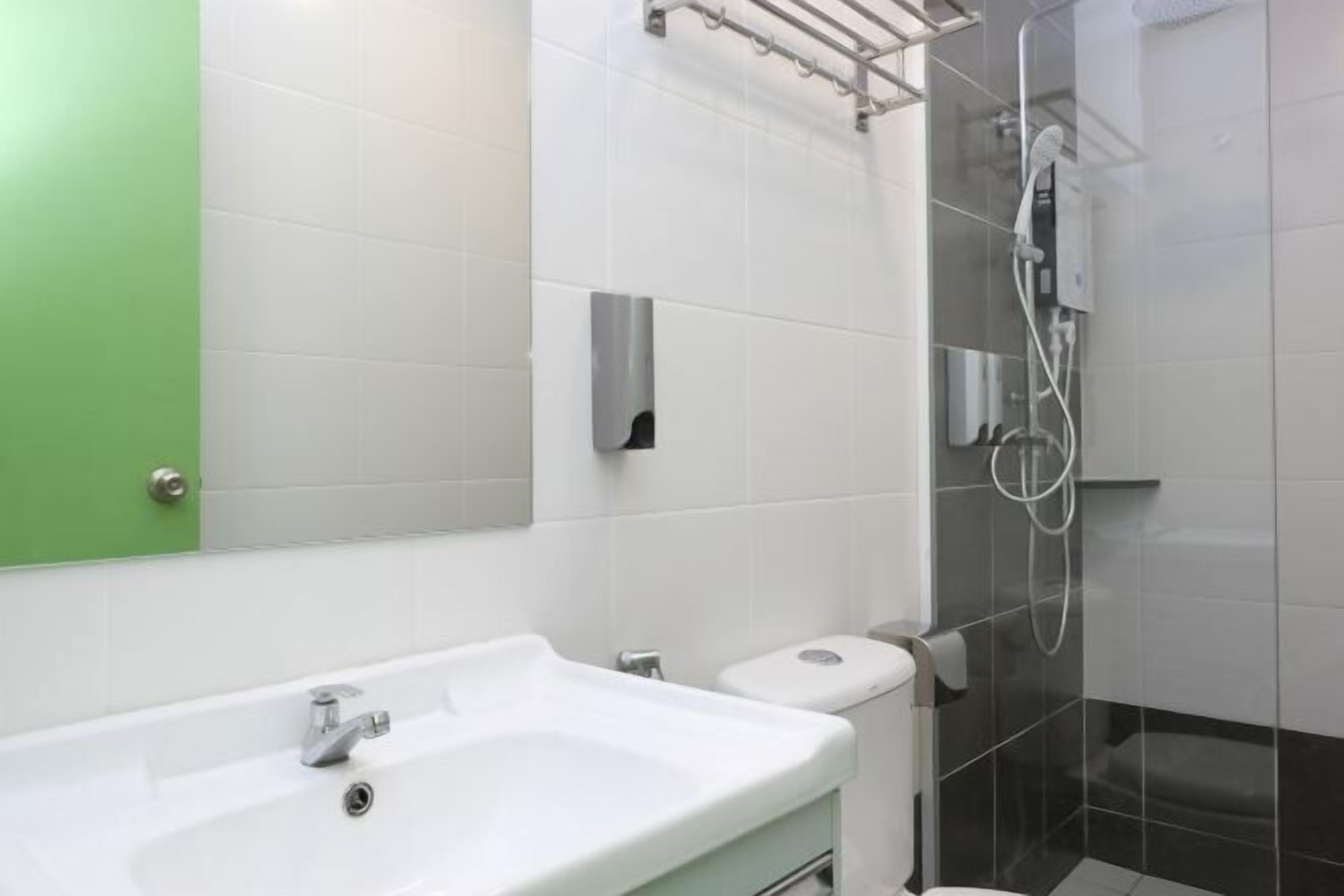 浴室 | 淋浴设施、坐浴桶、毛巾