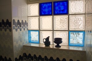Family Triple Room, Outdoor Private Bathroom | 客室の設備とサービス